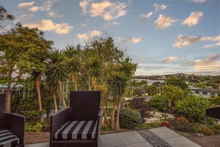 Photo of property in 2/14 Rangitira Avenue, Takapuna, Auckland, 0622