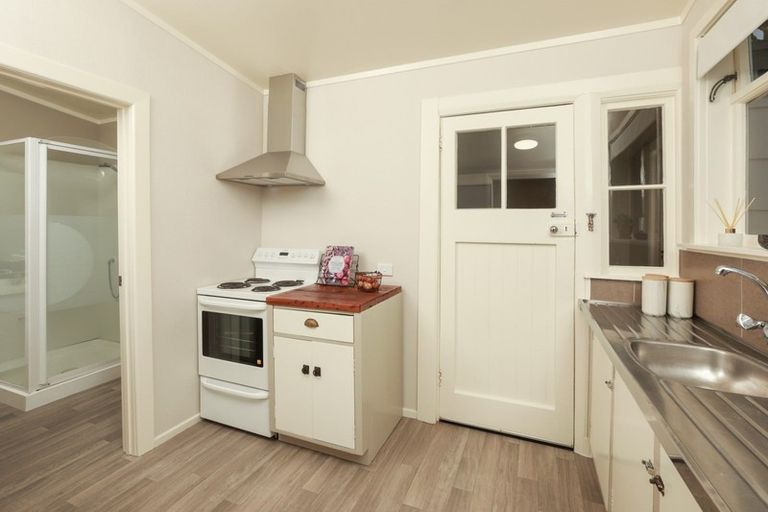 Photo of property in 16 Pukeko Street, Frankton, Hamilton, 3204