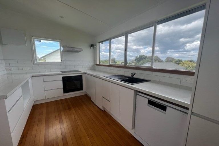 Photo of property in 126 Pukehina Parade, Pukehina, Te Puke, 3189