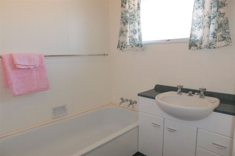 Photo of property in 18 Goulds Road, Marchwiel, Timaru, 7910