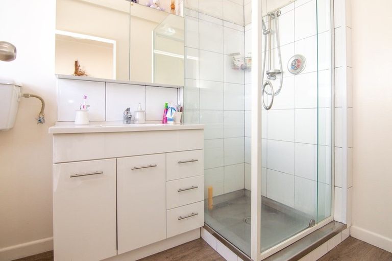 Photo of property in 2/626 Church Street, Terrace End, Palmerston North, 4410