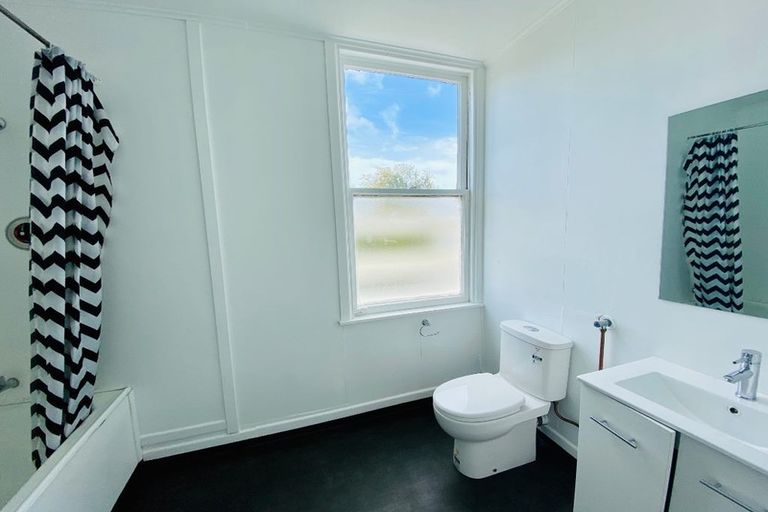 Photo of property in 512 Adelaide Road, Berhampore, Wellington, 6023