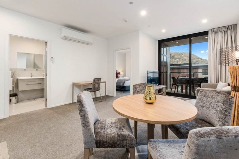 Photo of property in Wyndham Gardens Apartments, 309/30 Red Oaks Drive, Frankton, Queenstown, 9300