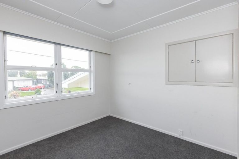 Photo of property in 16 Arnold Street, Onekawa, Napier, 4110
