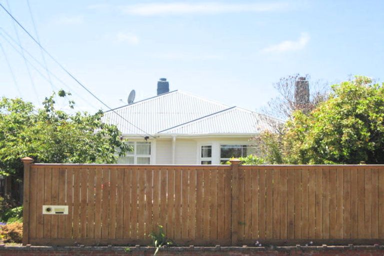 Photo of property in 216 Barrington Street, Somerfield, Christchurch, 8024