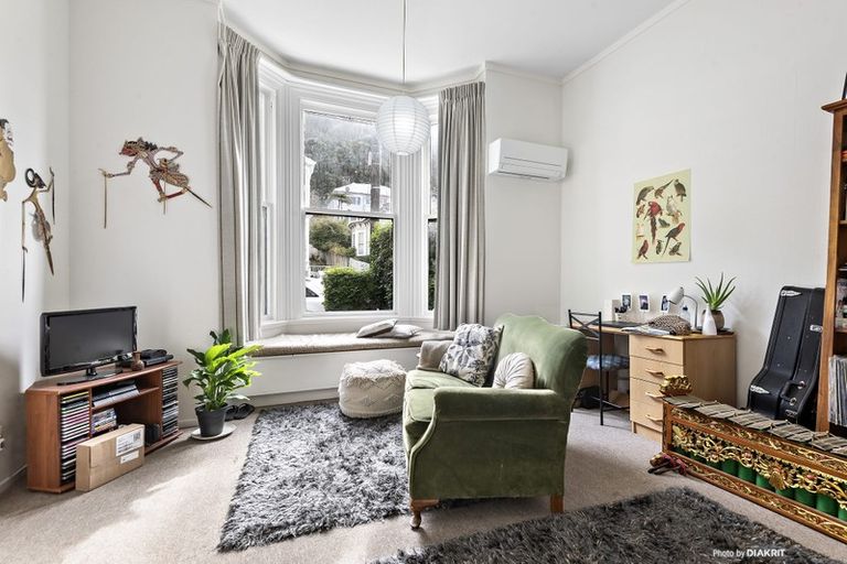 Photo of property in 6 Burnell Avenue, Thorndon, Wellington, 6011