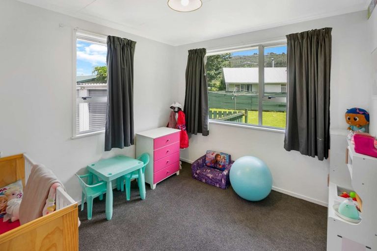 Photo of property in 4 John Road, Fairy Springs, Rotorua, 3015