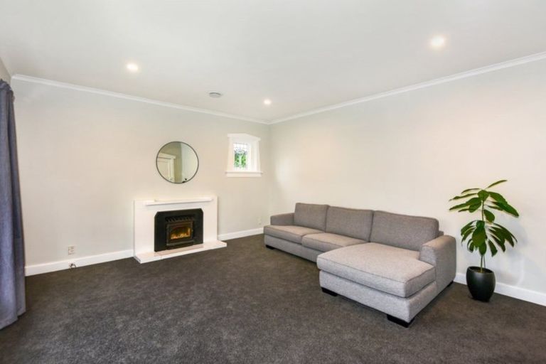 Photo of property in 51 Diamond Avenue, Spreydon, Christchurch, 8024