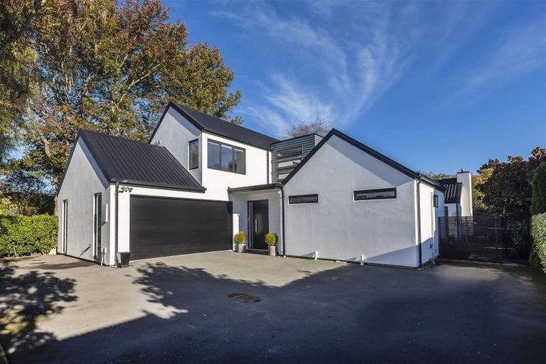 Photo of property in 43a Hamilton Avenue, Ilam, Christchurch, 8041