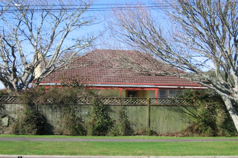 Photo of property in 3a Mahana Road, St Andrews, Hamilton, 3200