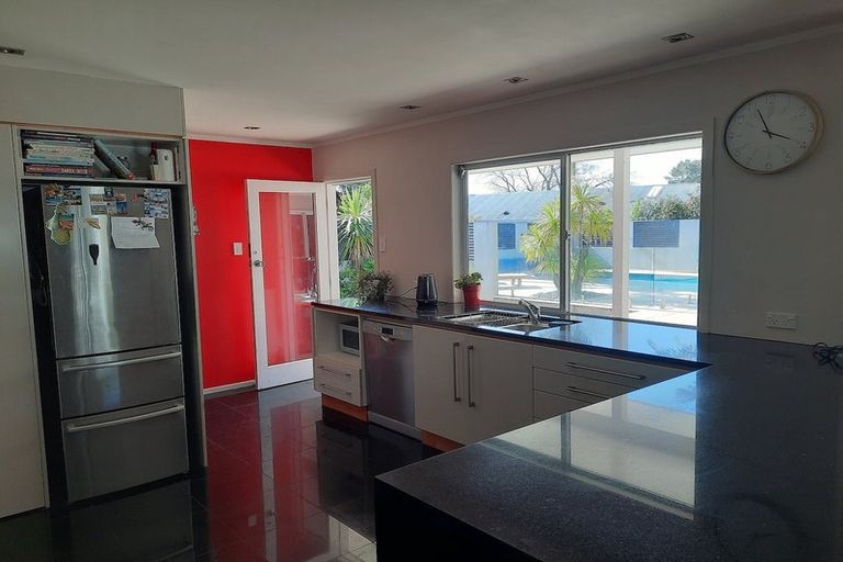 Photo of property in 733 Aberdeen Road, Te Hapara, Gisborne, 4010