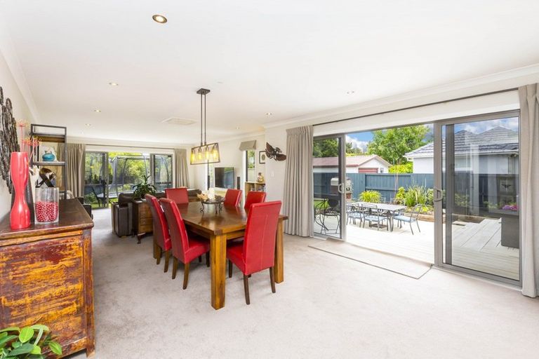 Photo of property in 21 Pempsey Street, Silverstream, Upper Hutt, 5019