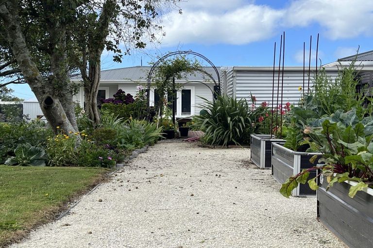 Photo of property in 61 Terou Street, Manaia, 4612