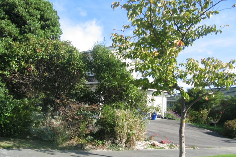 Photo of property in 9 Musket Lane, Whitby, Porirua, 5024