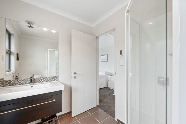 Photo of property in 4 Kestrel Lane, Kinloch, Taupo, 3377