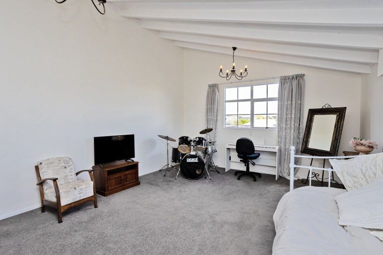 Photo of property in 24 Moana Street, Rosedale, Invercargill, 9810