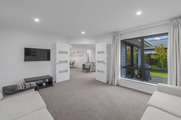 Photo of property in 25 Beak Street, Rolleston, 7615