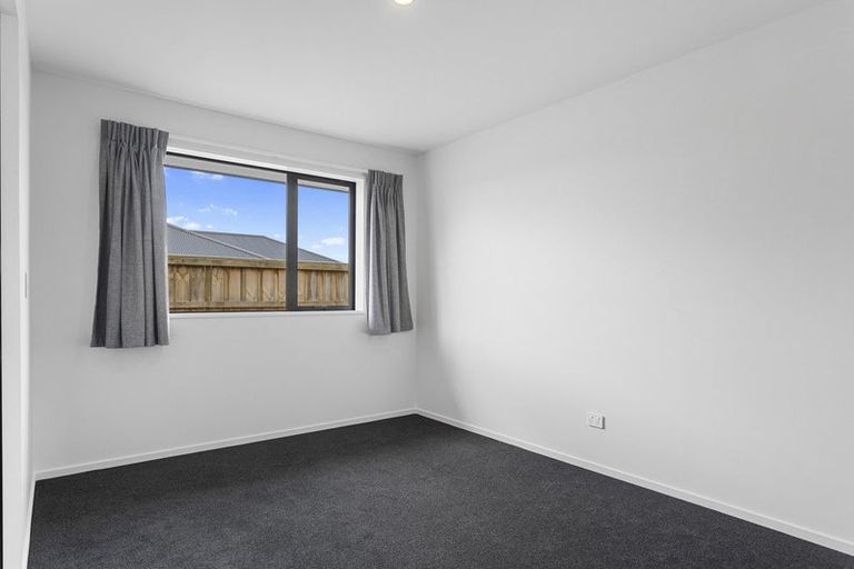 Photo of property in 32 Plover Avenue, Amberley, 7410