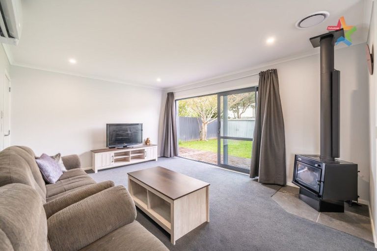Photo of property in 1128a High Street, Taita, Lower Hutt, 5011
