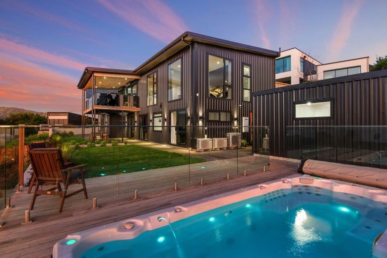 Photo of property in 27 Euan Sarginson Place, Diamond Harbour, Lyttelton, 8971