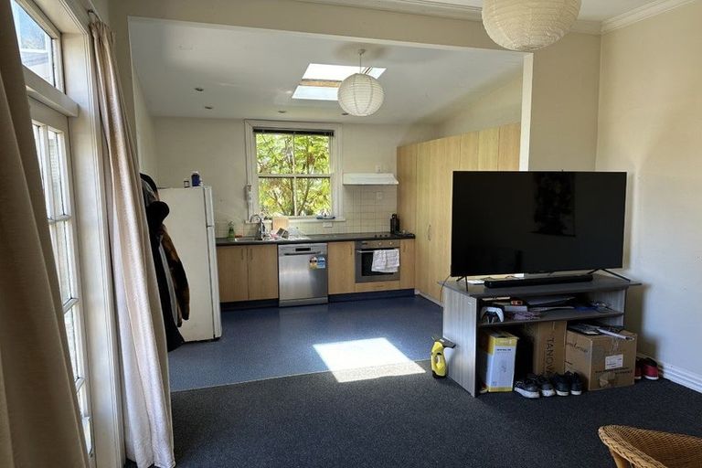 Photo of property in 89 Pirie Street, Mount Victoria, Wellington, 6011