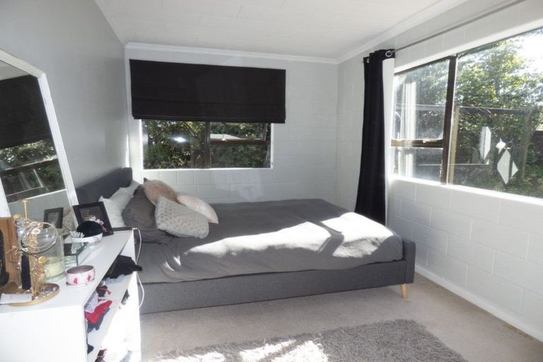 Photo of property in 97 Poplar Grove, Whalers Gate, New Plymouth, 4310