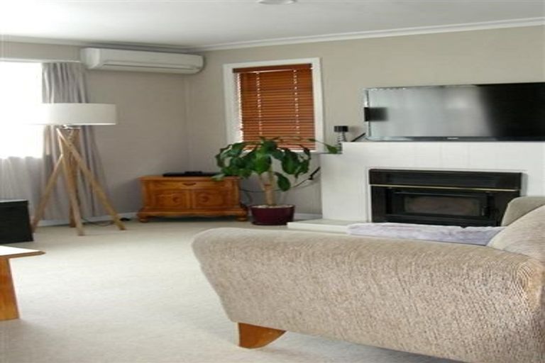 Photo of property in 21a Crescent Road, Otumoetai, Tauranga, 3110