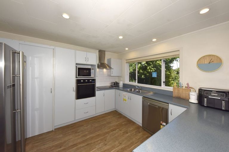 Photo of property in 389 Yaldhurst Road, Russley, Christchurch, 8042