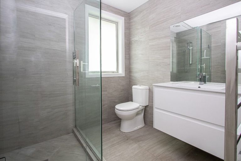 Photo of property in 27 Cabourne Drive, Glenview, Hamilton, 3206