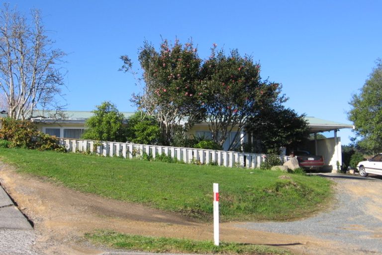 Photo of property in 26 Neumann Street, Kawakawa, 0210