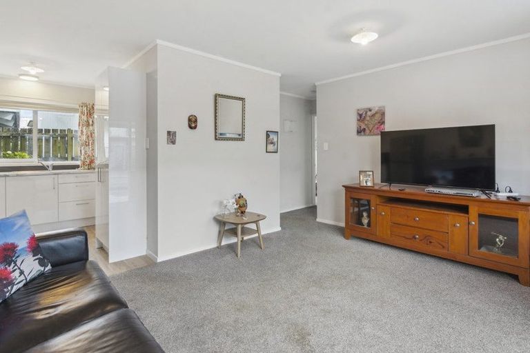 Photo of property in 4/43 Anzac Road, Browns Bay, Auckland, 0630