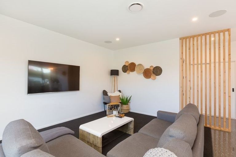 Photo of property in 19 Smith Street, Lepperton, New Plymouth, 4373