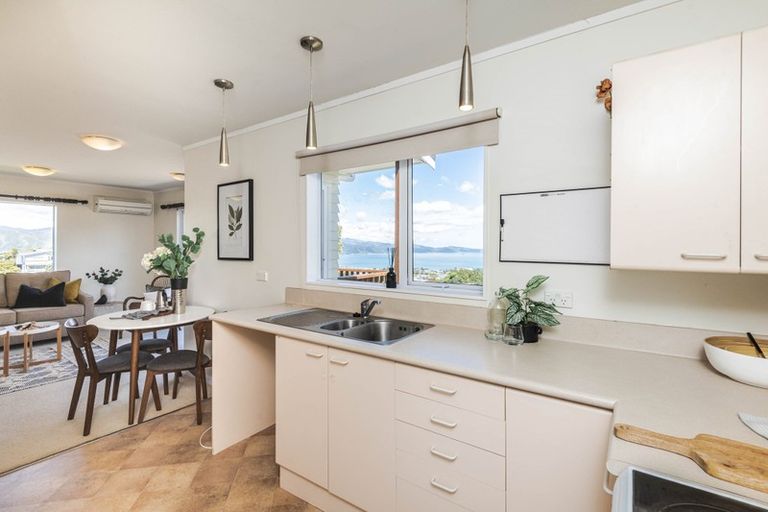 Photo of property in 29 Oakleigh Street, Maungaraki, Lower Hutt, 5010