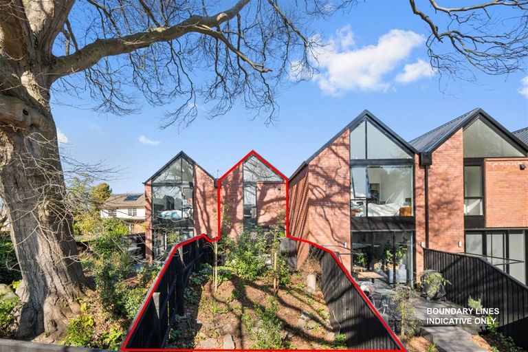 Photo of property in 2/66 Innes Road, St Albans, Christchurch, 8052