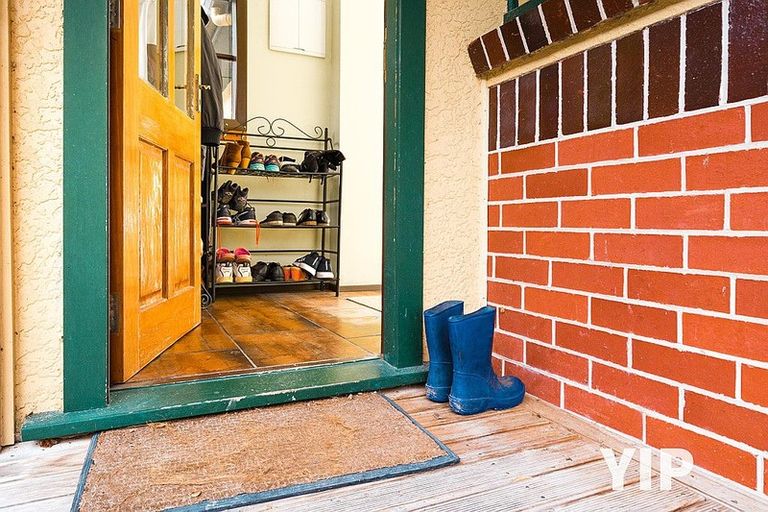 Photo of property in 7 York Avenue, Manor Park, Lower Hutt, 5019