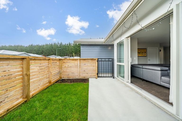 Photo of property in 16 Brian Hughes Road, Wainuiomata, Lower Hutt, 5014