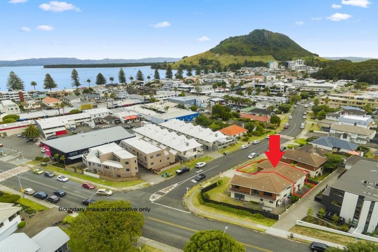Photo of property in 2/49 May Street, Mount Maunganui, 3116