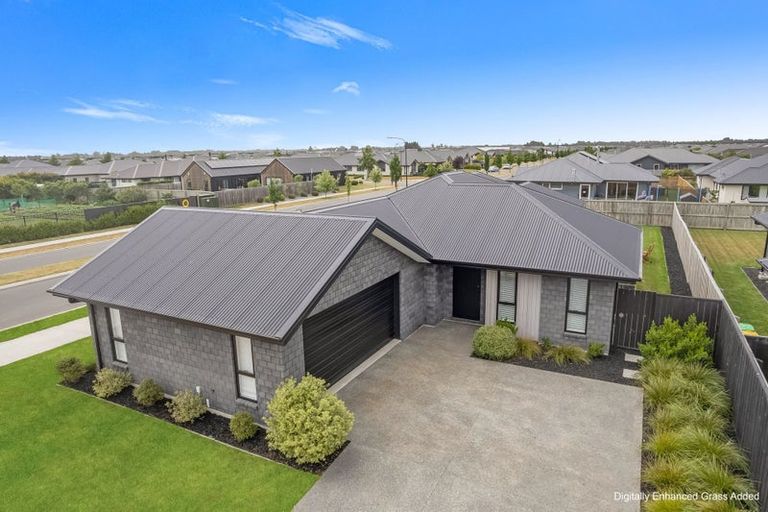 Photo of property in 160 Faringdon Boulevard, Rolleston, 7615