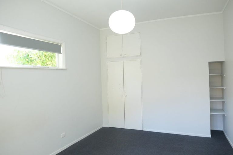 Photo of property in 2 Lorien Court, Raumati Beach, Paraparaumu, 5032