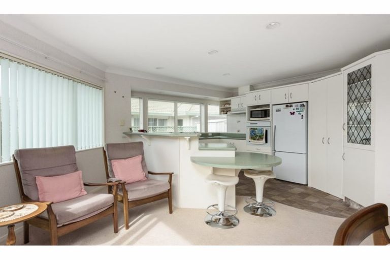 Photo of property in 26 Ngahere Street, Otumoetai, Tauranga, 3110