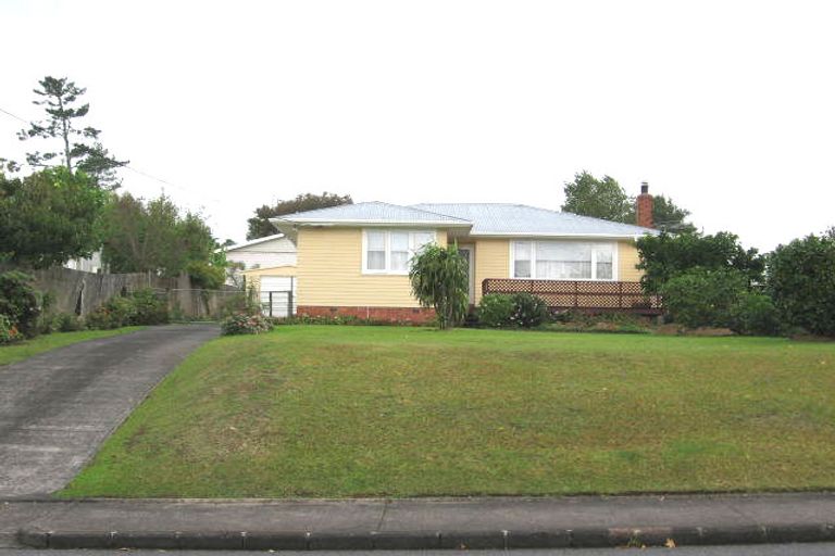 Photo of property in 18 Woodvale Road, Glen Eden, Auckland, 0602