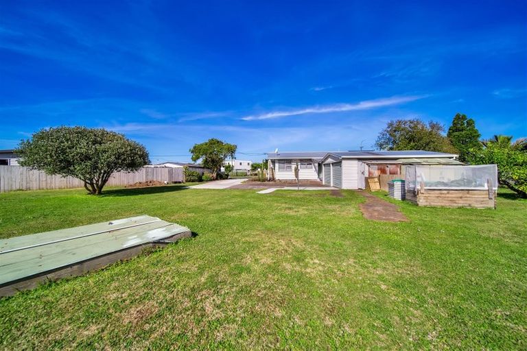 Photo of property in 32 Grey Street, Normanby, Hawera, 4614