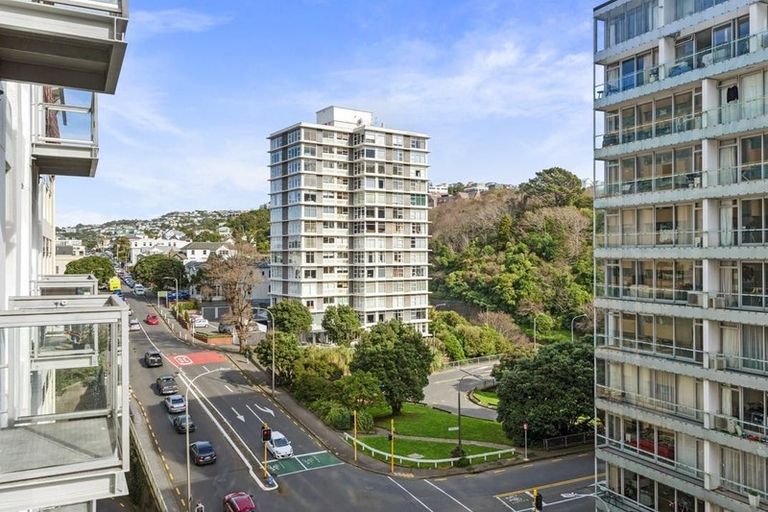 Photo of property in Terrace Heights Apartments, 8c/163 The Terrace, Wellington Central, Wellington, 6011