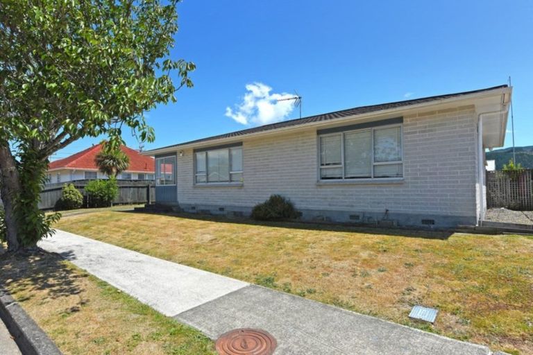 Photo of property in 1a Joseph Grove, Elderslea, Upper Hutt, 5018