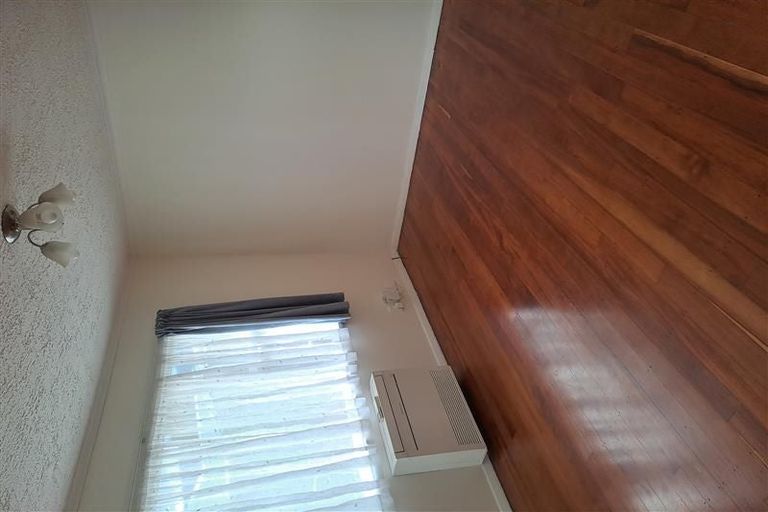 Photo of property in 2/80a Seddon Street, Wallaceville, Upper Hutt, 5018