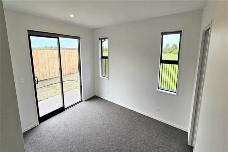 Photo of property in 12 Arapawa Street, Belfast, Christchurch, 8051