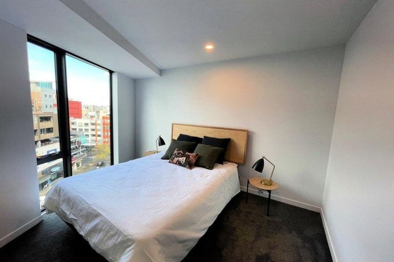 Photo of property in Pinnacle Apartments, E703/160 Victoria Street, Te Aro, Wellington, 6011