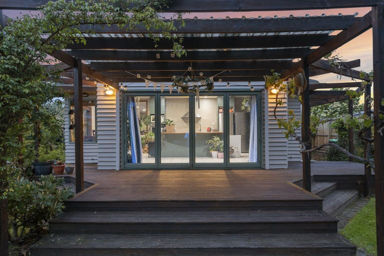 Photo of property in 7 Wayside Avenue, Burnside, Christchurch, 8053