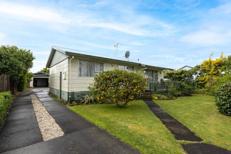 Photo of property in 16 Blomfield Street, Nawton, Hamilton, 3200