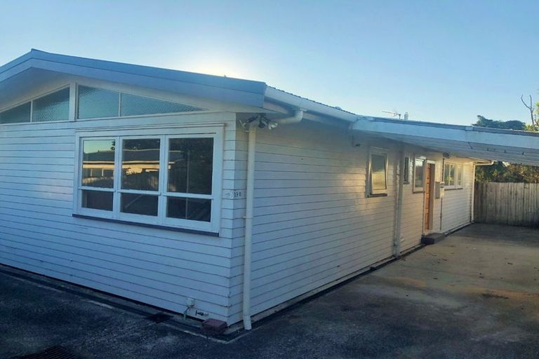 Photo of property in 19b Arrow Road, Forrest Hill, Auckland, 0620